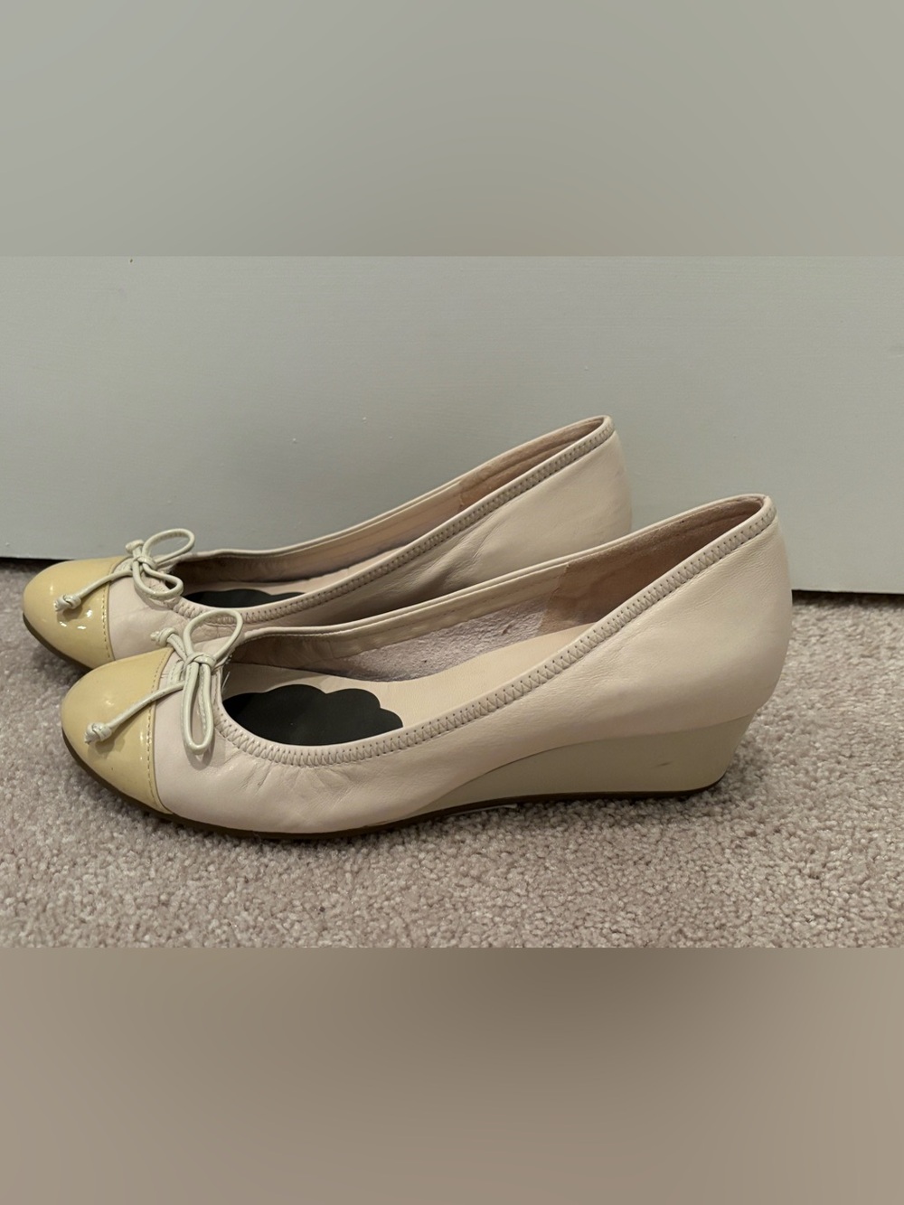 Cole Haan Nike Air Women’s Size 6.5 Cream Leather Ballet Wedge Bow Slip On